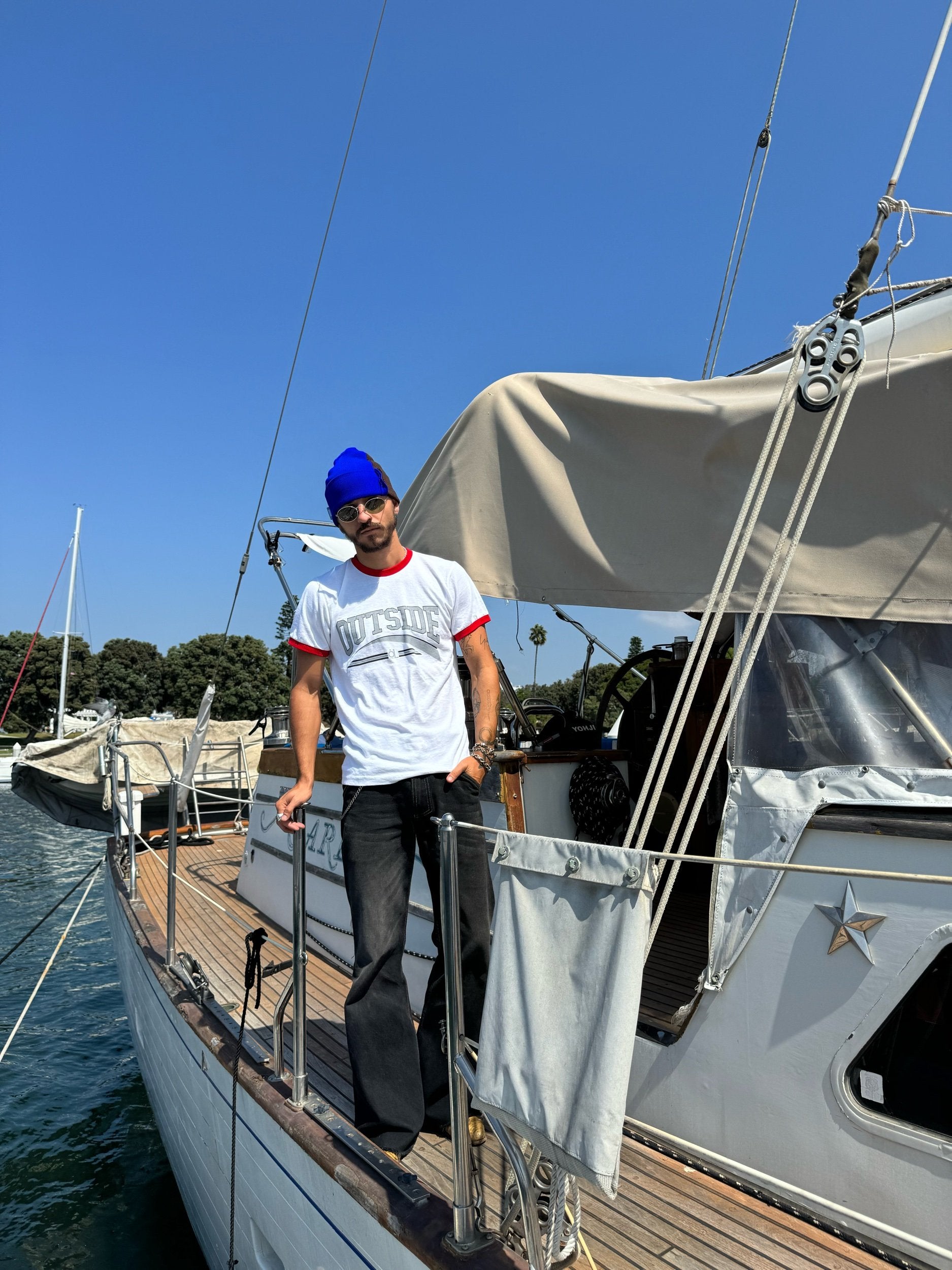 Outside Ringer Tee | Red